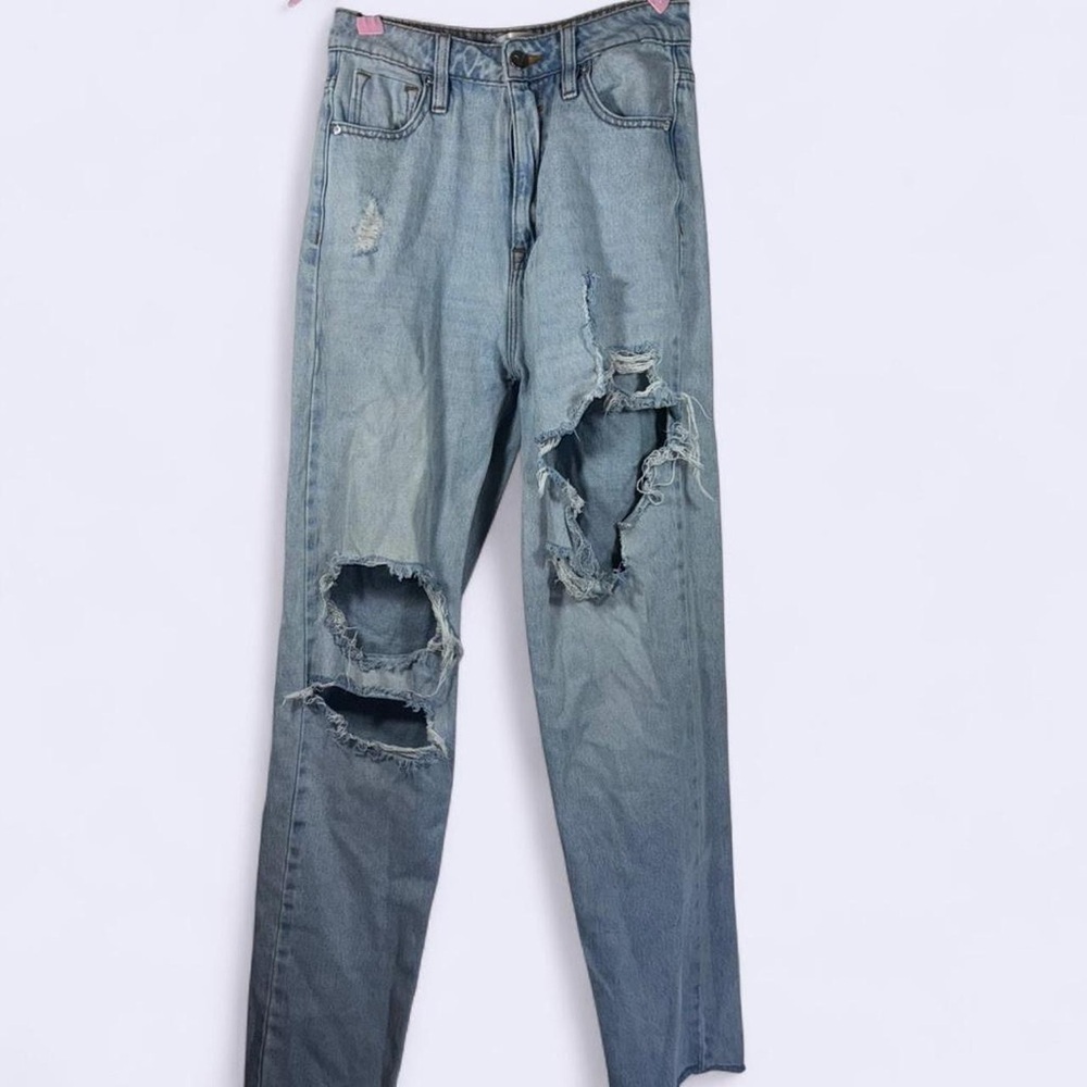 Vigoss Billie ’90s Jeans Distressed High Rise Straight Leg